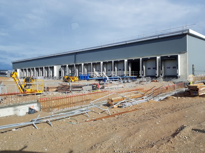 loading bay and dock shelter installation